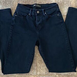 Levis 512 Slimming Skinny jeans